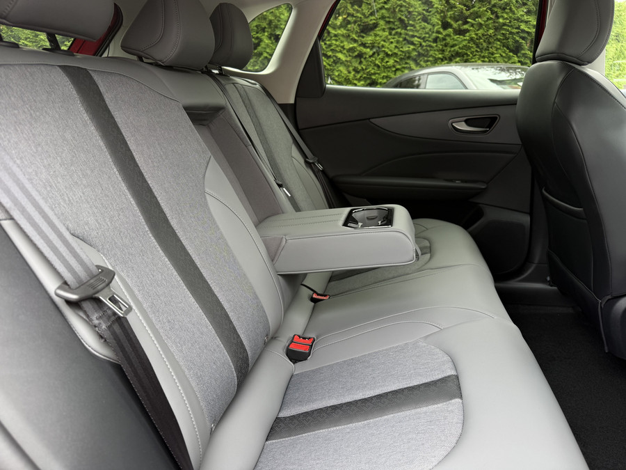 MG MGS5 EV Luxury 64 kWh,