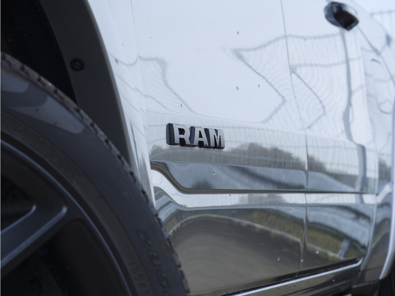 Dodge Ram 1500 | Laramie | Premium Night | 3.0L I6 Hurricane | Crew Cab | 4X4 |