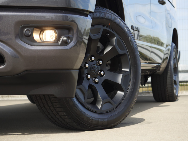 Dodge Ram 1500 | Bighorn | Night | Final V8 Edition | 4x4 | Crew Cab