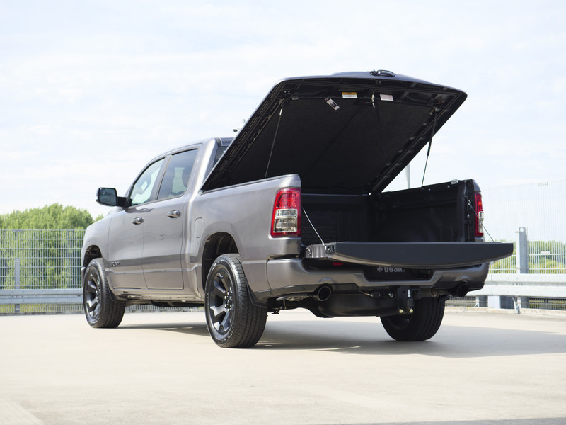 Dodge Ram 1500 | Bighorn | Night | Final V8 Edition | 4x4 | Crew Cab