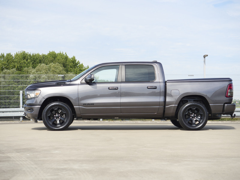 Dodge Ram 1500 | Bighorn | Night | Final V8 Edition | 4x4 | Crew Cab