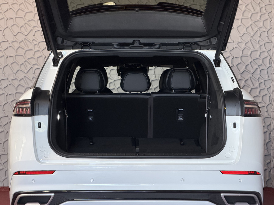 Jaecoo 8 EXCLUSIVE | AWD | 428 PK | 7-PERSOONS | 7 JAAR GARANTIE | KHAKI WHITE