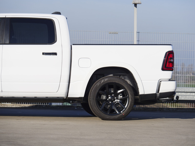 Dodge Ram 1500 | Laramie | Premium Night | 3.0L I6 Hurricane | Crew Cab | 4X4 |
