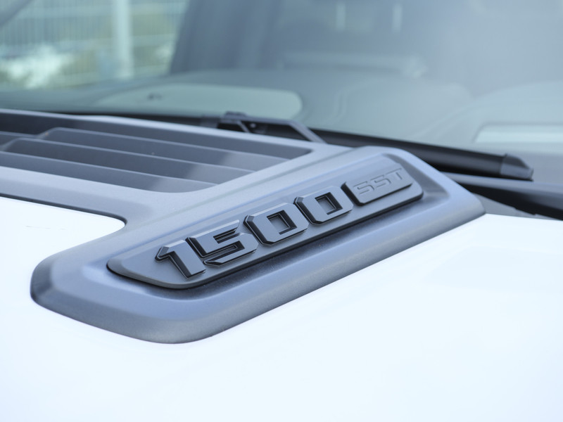 Dodge Ram 1500 | Laramie | Premium Night | 3.0L I6 Hurricane | Crew Cab | 4X4 |