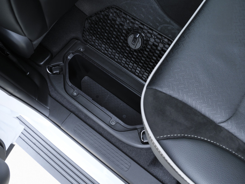 Dodge Ram 1500 | Laramie | Premium Night | 3.0L I6 Hurricane | Crew Cab | 4X4 |