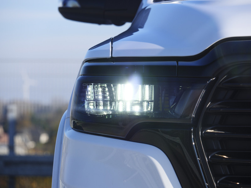 Dodge Ram 1500 | Laramie | Premium Night | 3.0L I6 Hurricane | Crew Cab | 4X4 |