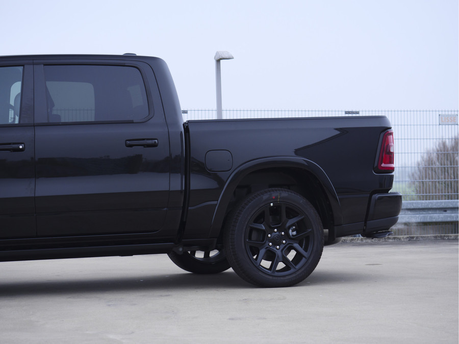 Dodge Ram 1500 | Laramie | Premium Night | 3.0L I6 Hurricane | Crew Cab | 4X4 |