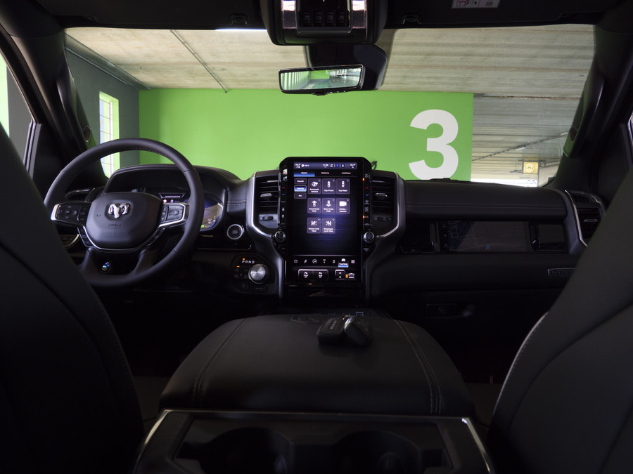 Dodge Ram 1500 | Laramie | Premium Night | 3.0L I6 Hurricane | Crew Cab | 4X4 |