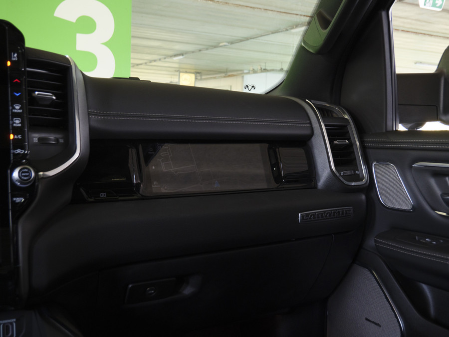 Dodge Ram 1500 | Laramie | Premium Night | 3.0L I6 Hurricane | Crew Cab | 4X4 |