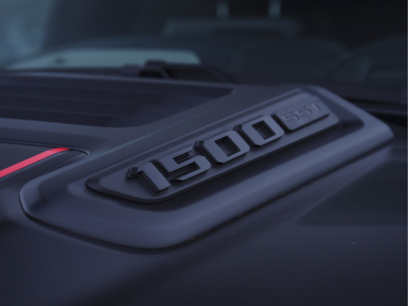 Dodge Ram 1500 | Laramie | Premium Night | 3.0L I6 Hurricane | Crew Cab | 4X4 |