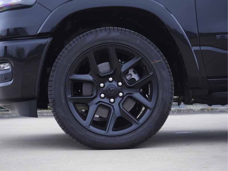 Dodge Ram 1500 | Laramie | Premium Night | 3.0L I6 Hurricane | Crew Cab | 4X4 |