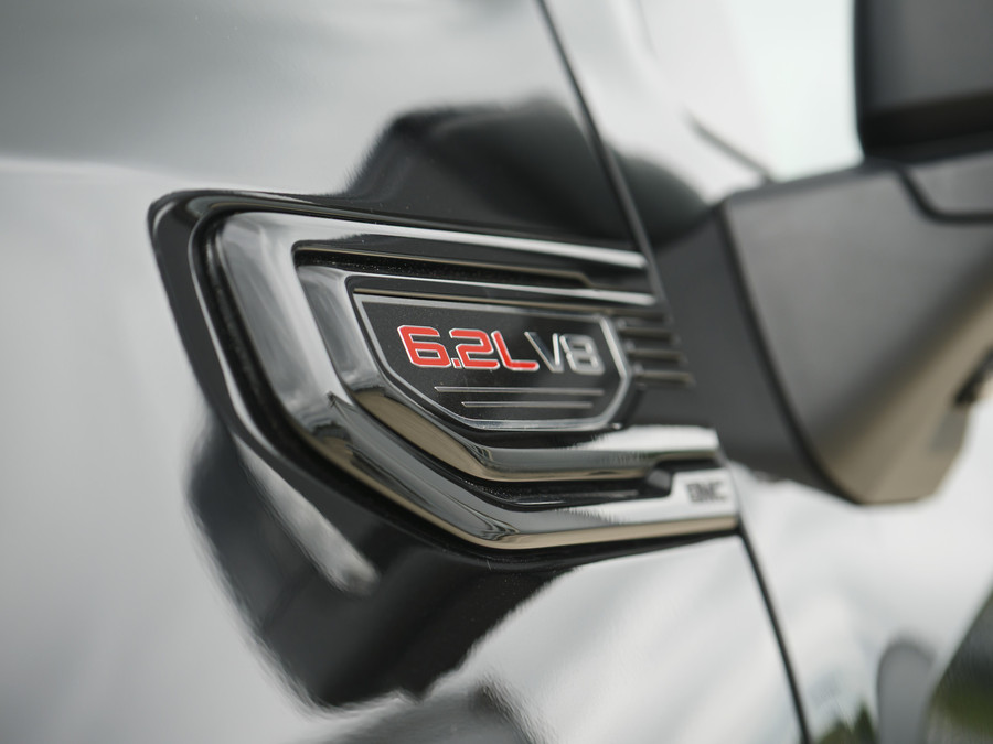 GMC Sierra 1500 | AT4 | 6.2L V8