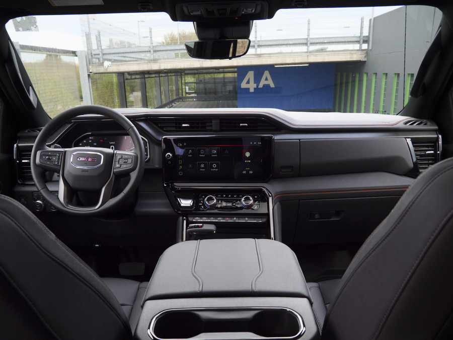 GMC Sierra 1500 | AT4 | 6.2L V8