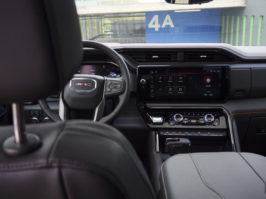 GMC Sierra 1500 | AT4 | 6.2L V8