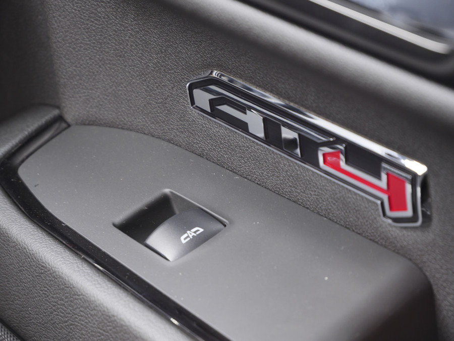 GMC Sierra 1500 | AT4 | 6.2L V8