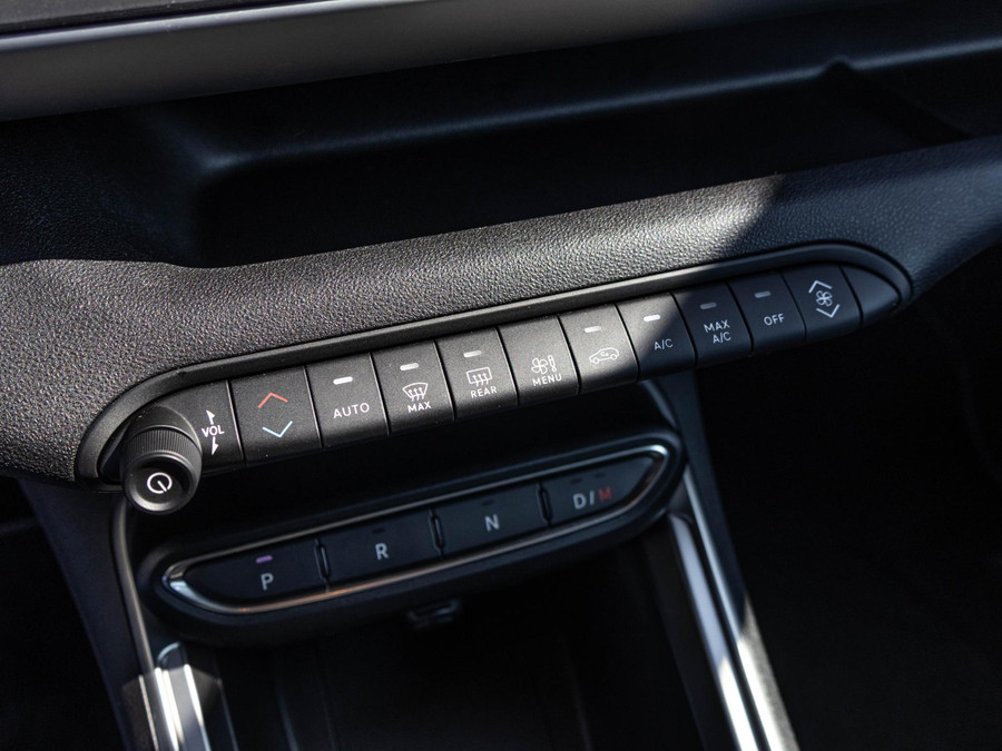 Jeep Avenger 1.2 e-Hybrid Altitude