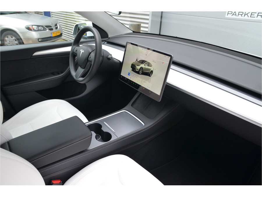 Tesla Model Y RWD 58 kWh