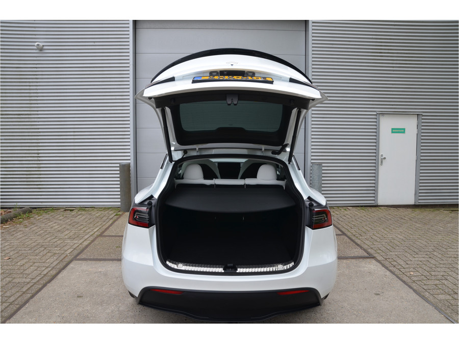 Tesla Model Y RWD 58 kWh