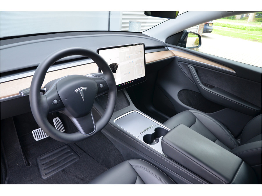 Tesla Model Y Long Range AWD 75 kWh
