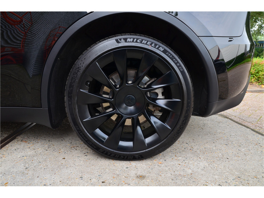 Tesla Model Y Long Range AWD 75 kWh