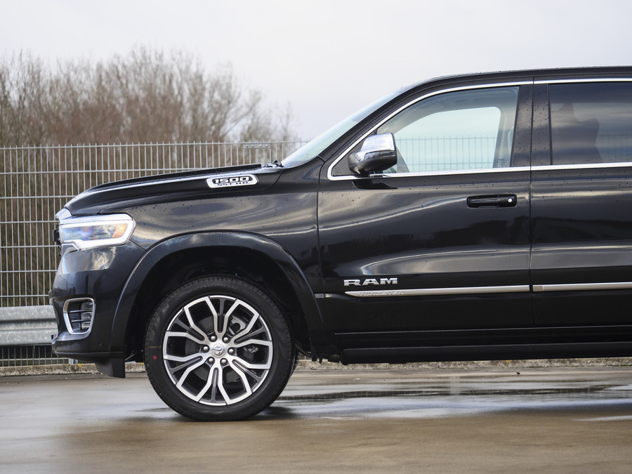 Dodge RAM | 1500 | Tungsten | 3.0L Twin-Turbo Hurricane | High Output | Crew Cab | 4X4
