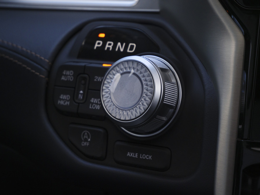 Dodge RAM | 1500 | Tungsten | 3.0L Twin-Turbo Hurricane | High Output | Crew Cab | 4X4