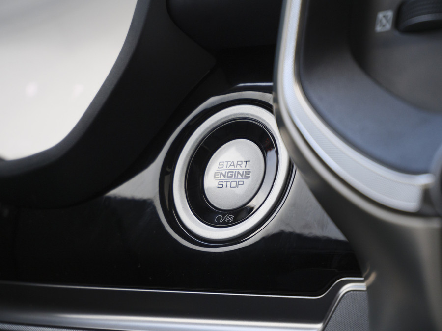 Dodge RAM | 1500 | Tungsten | 3.0L Twin-Turbo Hurricane | High Output | Crew Cab | 4X4