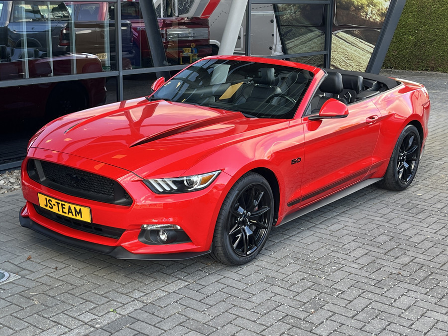 Ford Mustang Convertible 5.0 V8 GT 422PK Automaat Custom Pack Brembo Black Shadow Edition