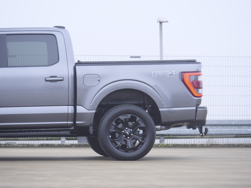 Ford F-150 5.0 V8 | Super Crew | Lariat FX4 | Black Edition | BPM-VRIJ