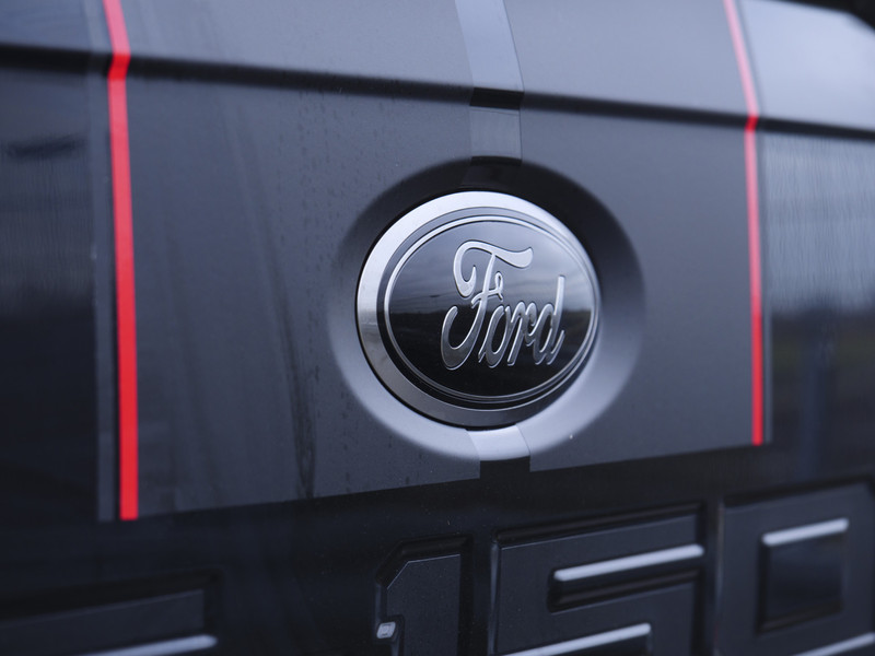 Ford F-150 5.0 V8 | Super Crew | Lariat FX4 | Black Edition | BPM-VRIJ