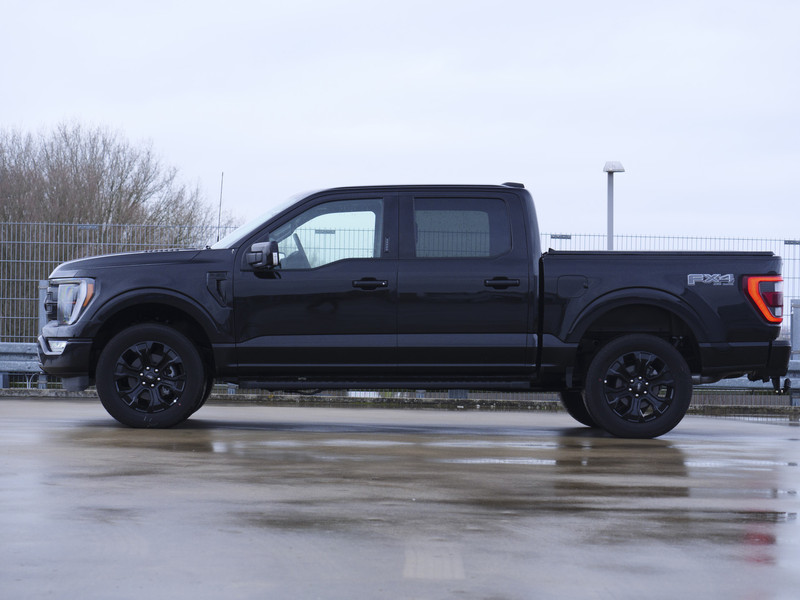 Ford F-150 5.0 V8 | Super Crew | Lariat FX4 | Black Edition | BPM-VRIJ