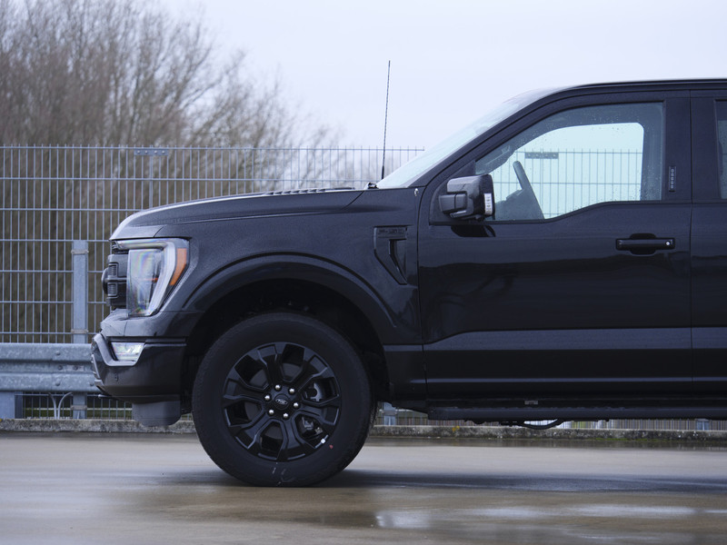 Ford F-150 5.0 V8 | Super Crew | Lariat FX4 | Black Edition | BPM-VRIJ