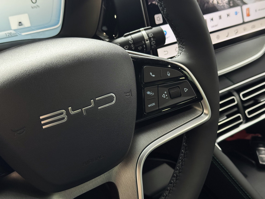 BYD SEAL U 217PK PHEV BOOST 18,3KW PANO HEADUP 360.CAM STOEL/STUUR VERW STOEL.VENTILATIE INFINITY/AUDIO