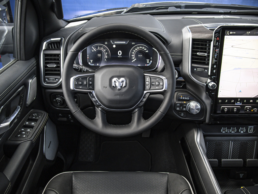 Dodge Dodge Ram Laramie Night Edition | 5.7L V8 Hemi | Full Option