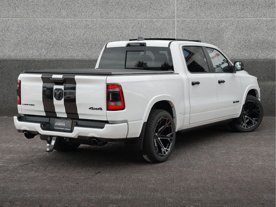 Dodge RAM 1500 5.7 V8 4x4 Crew Cab Limited Night