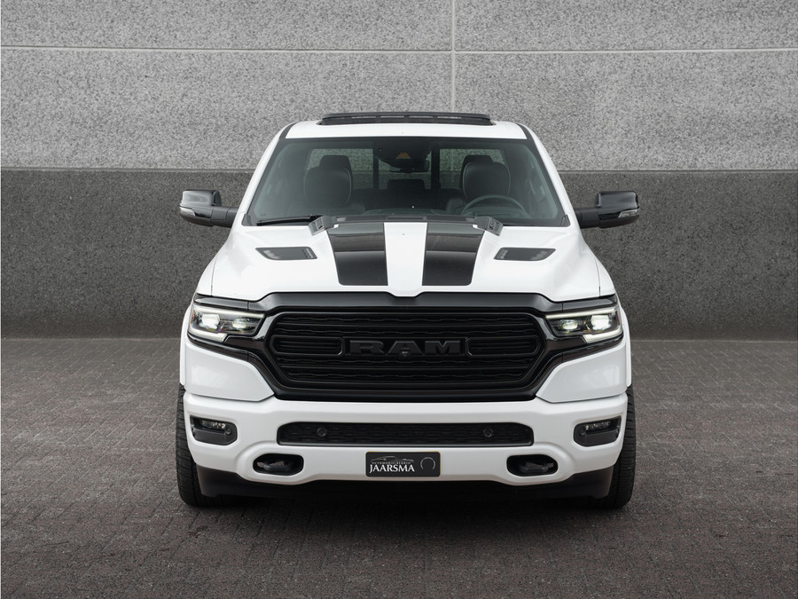 Dodge RAM 1500 5.7 V8 4x4 Crew Cab Limited Night