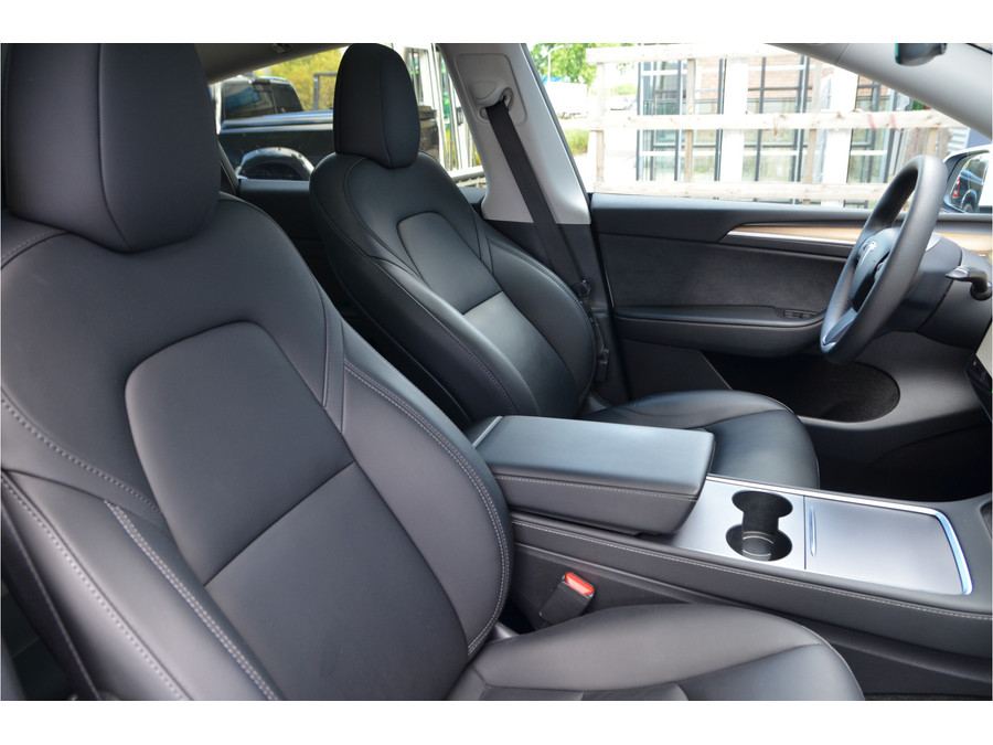 Tesla Model Y RWD 58 kWh