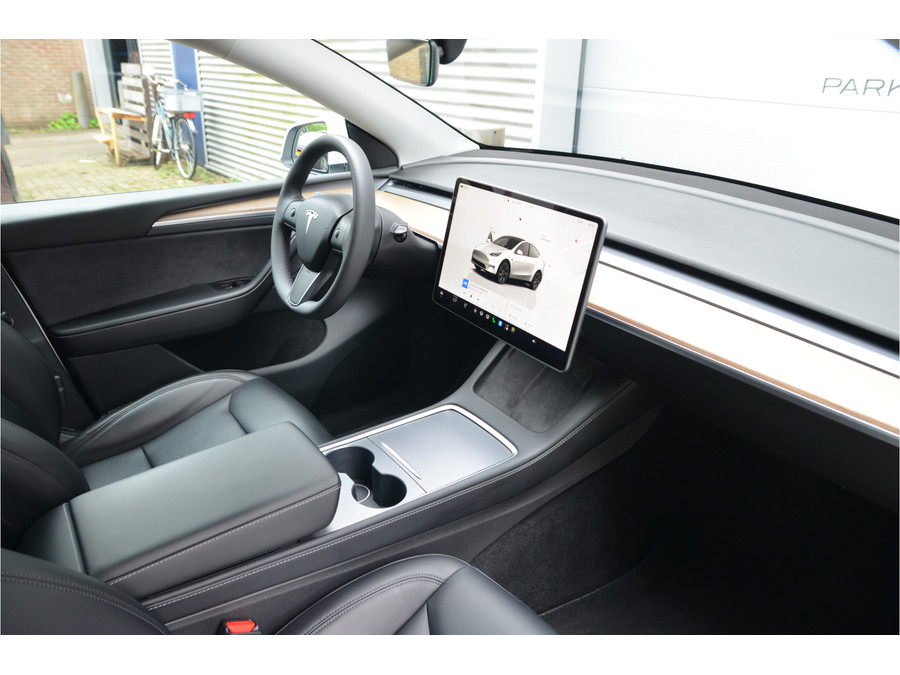 Tesla Model Y RWD 58 kWh