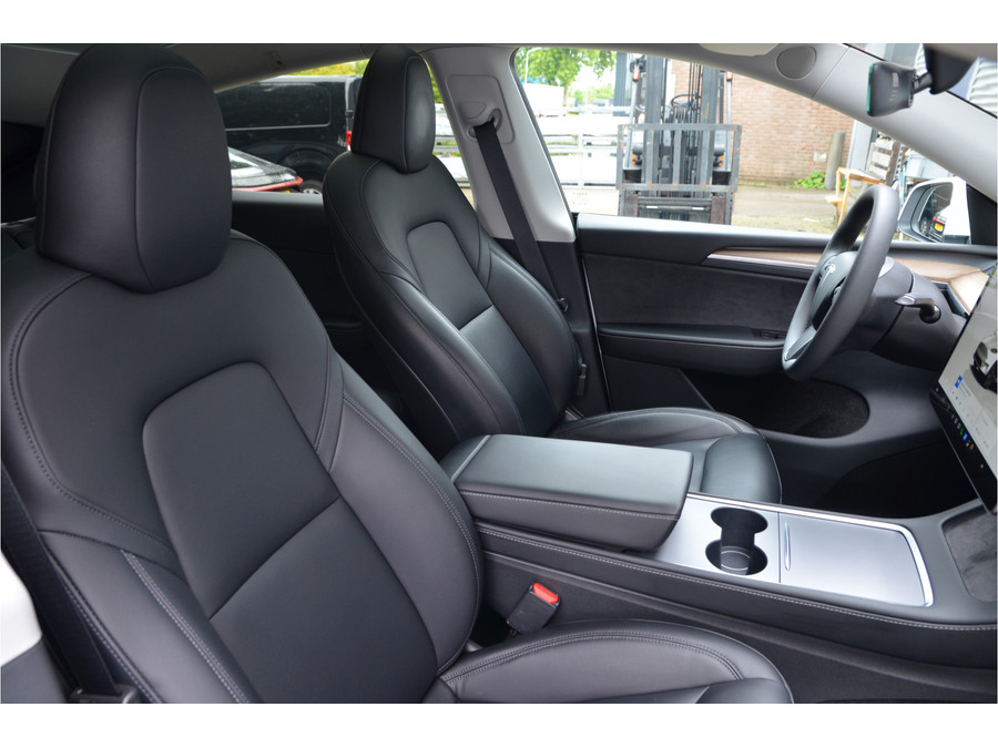 Tesla Model Y RWD 58 kWh
