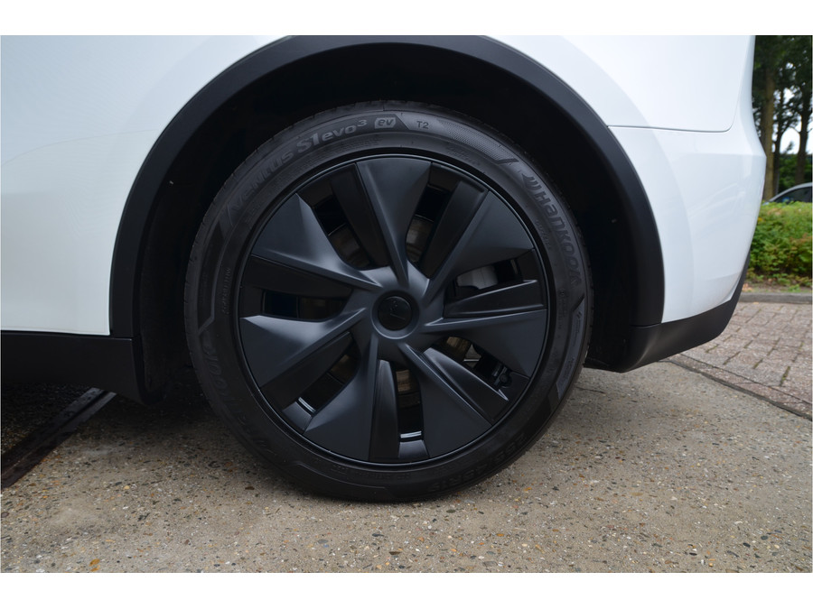 Tesla Model Y RWD 58 kWh