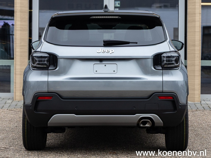 Jeep Avenger 1.2 E-Hybrid SUMMIT Auto. PANO / LEER / ENTERTAINMENT PACK