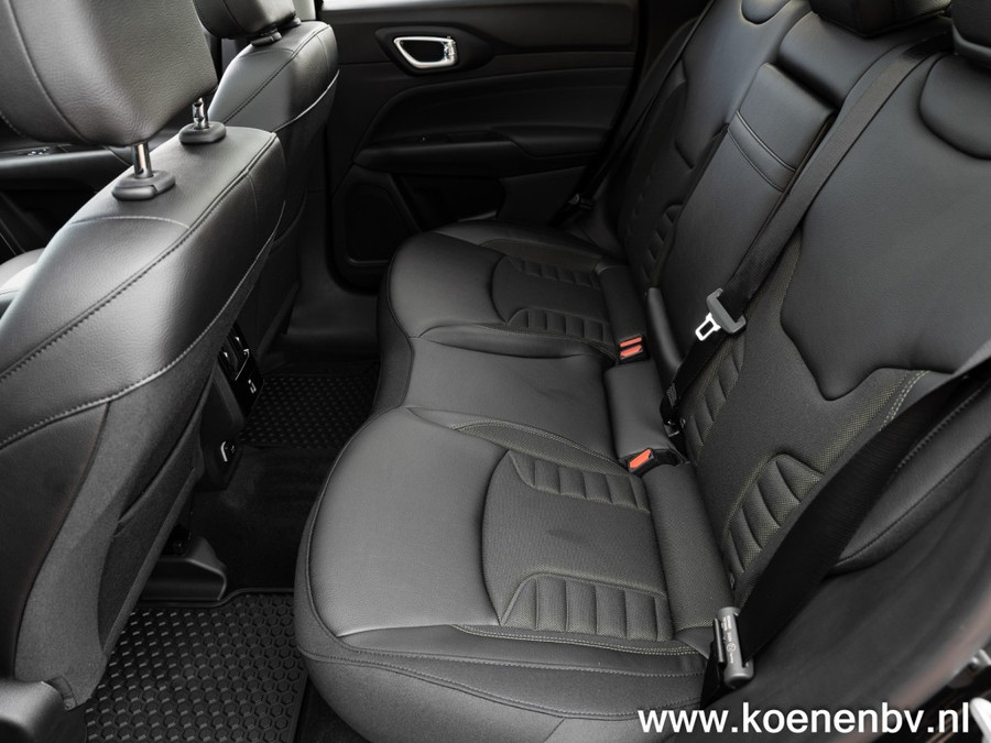Jeep Compass 4XE 240pk 4x4 Autom. PHEV NORTH STAR
