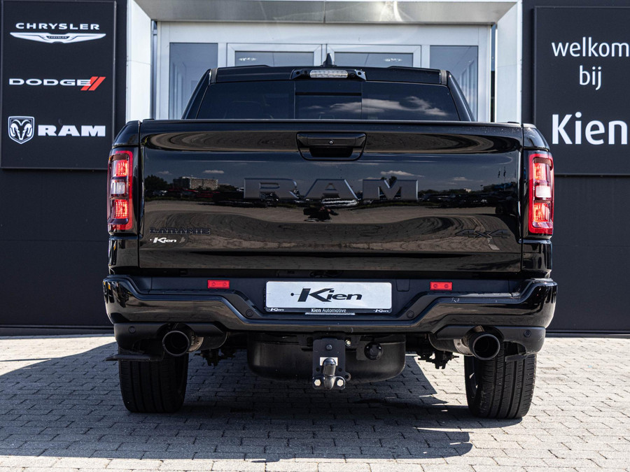 Dodge RAM 1500 3.0 Hurricane Crew Cab Laramie Night Premium