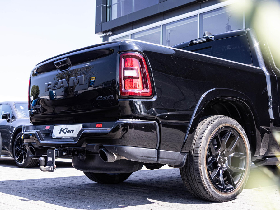 Dodge RAM 1500 3.0 Hurricane Crew Cab Laramie Night Premium