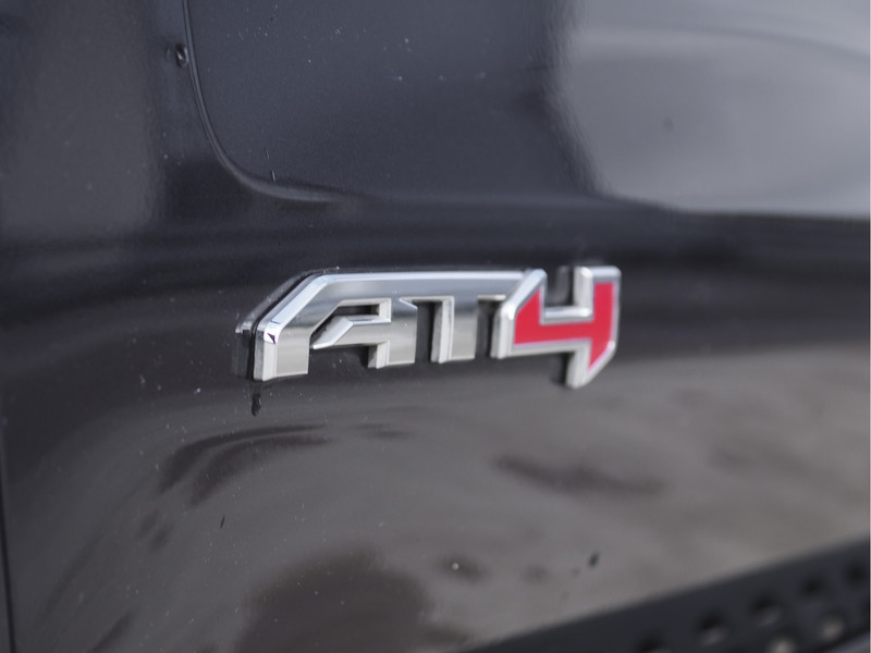 GMC Sierra 1500 | AT4 | 6.2L V8