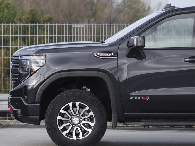 GMC Sierra 1500 | AT4 | 6.2L V8