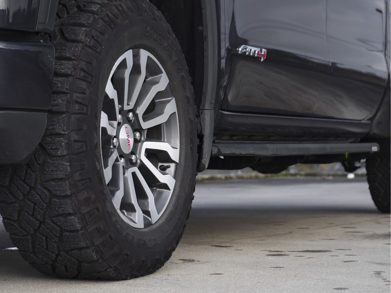 GMC Sierra 1500 | AT4 | 6.2L V8