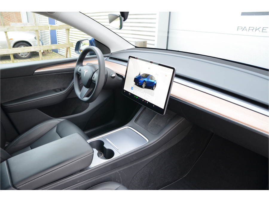 Tesla Model Y RWD 58 kWh