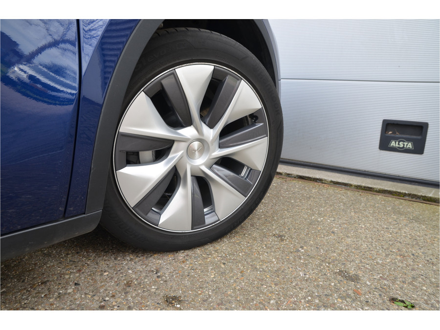 Tesla Model Y RWD 58 kWh