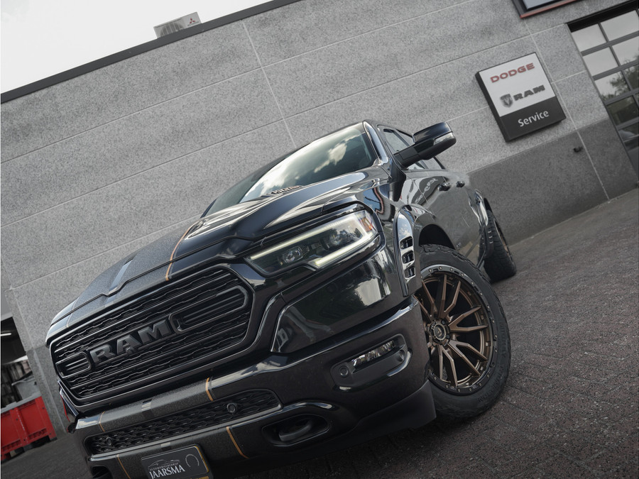 Dodge RAM 1500 5.7 V8 4x4 Crew Cab Limited